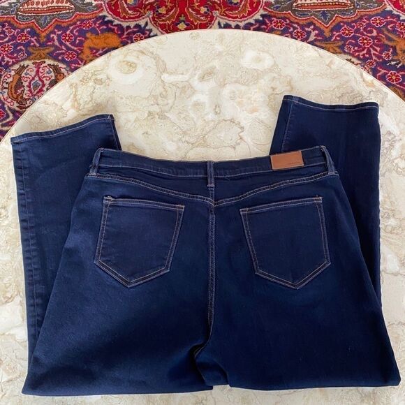 Lands’ End High Rise Straight Jeans - Picture 7 of 9